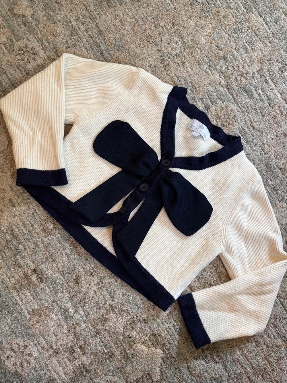 Beau Kid Ivory & Navy Blue Bow Knit Cardigan Sweater Size 7-8 Yrs
